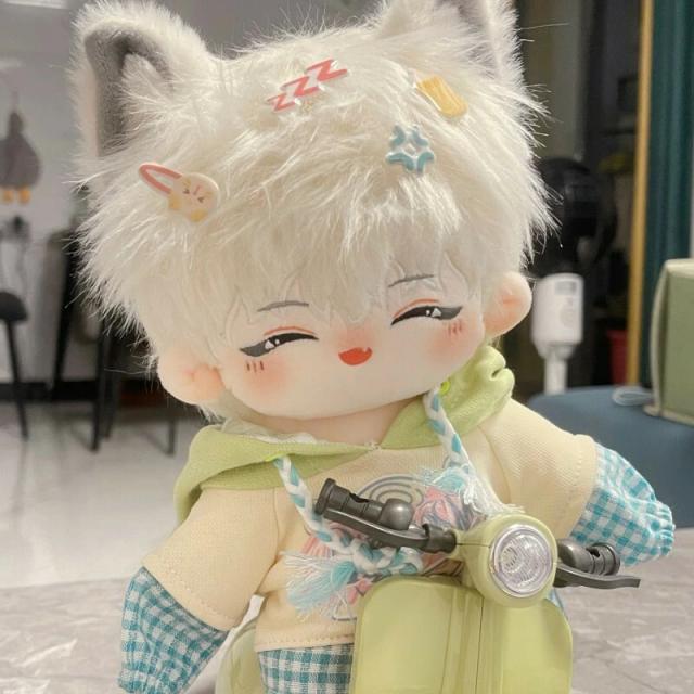 20cm着せ替えぬいぐるみ　にこにこ♪糸目きつね　白髪　オリジナル 送料無料」20cm 着せ替えぬいぐるみ 着せ替え人形 ぬいぐるみ 綿
